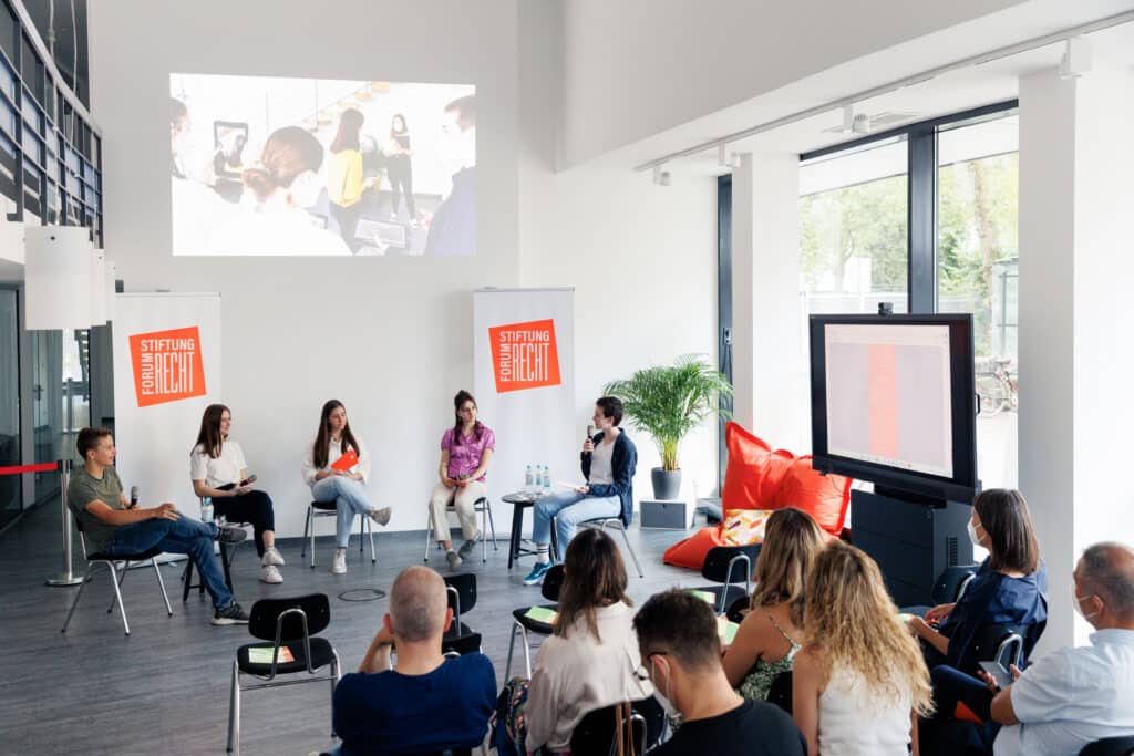 Partizipative Jugendformate der Stiftung Forum Recht, Foto: Felix Grünschloß